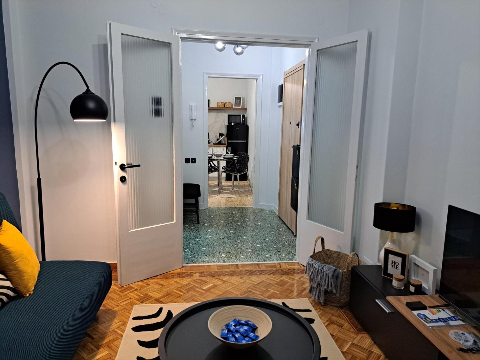 Apartment Stylish Center