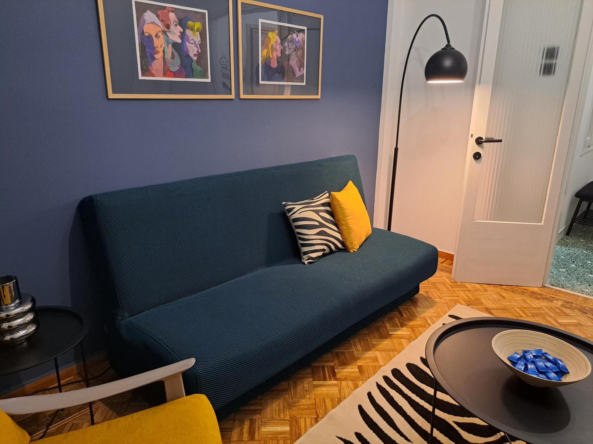 Stylish Center Apartment Serres