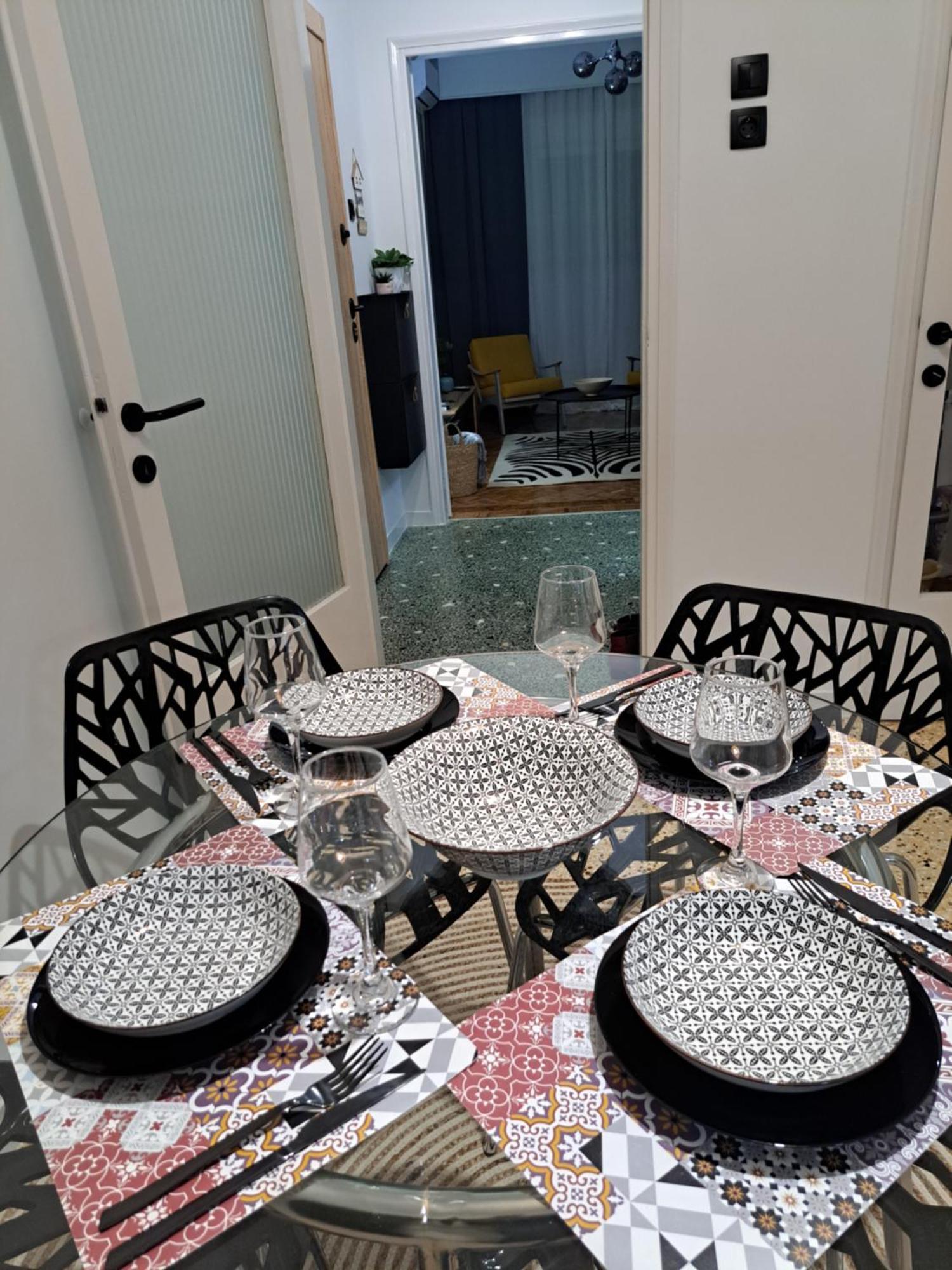 Stylish Center Apartment