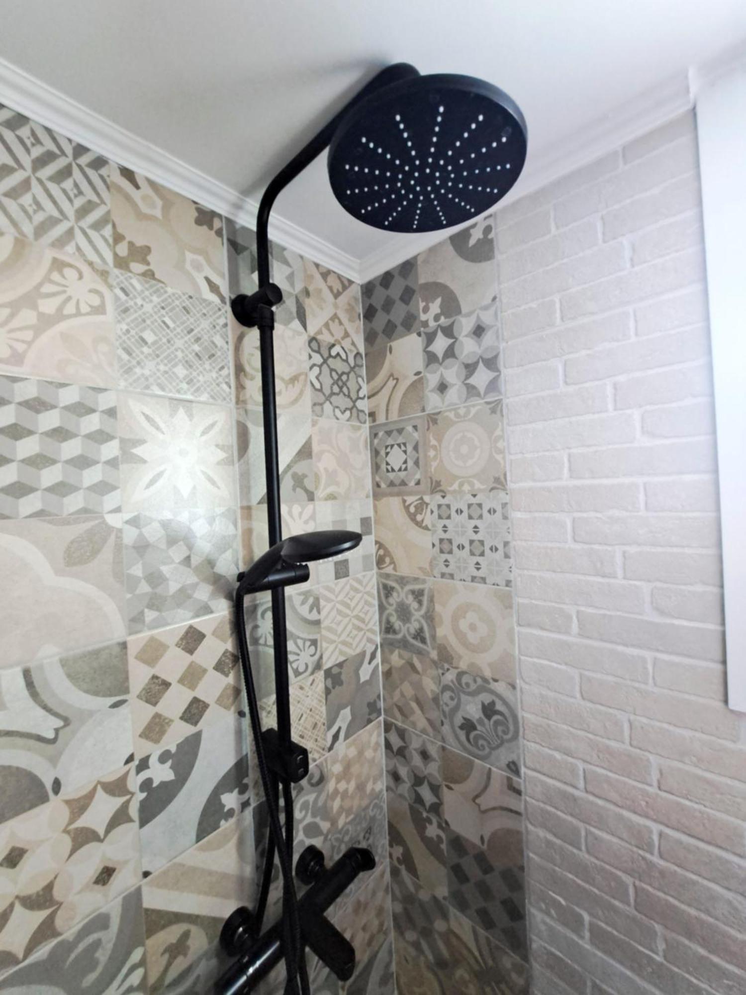 Apartment Stylish Center Serres